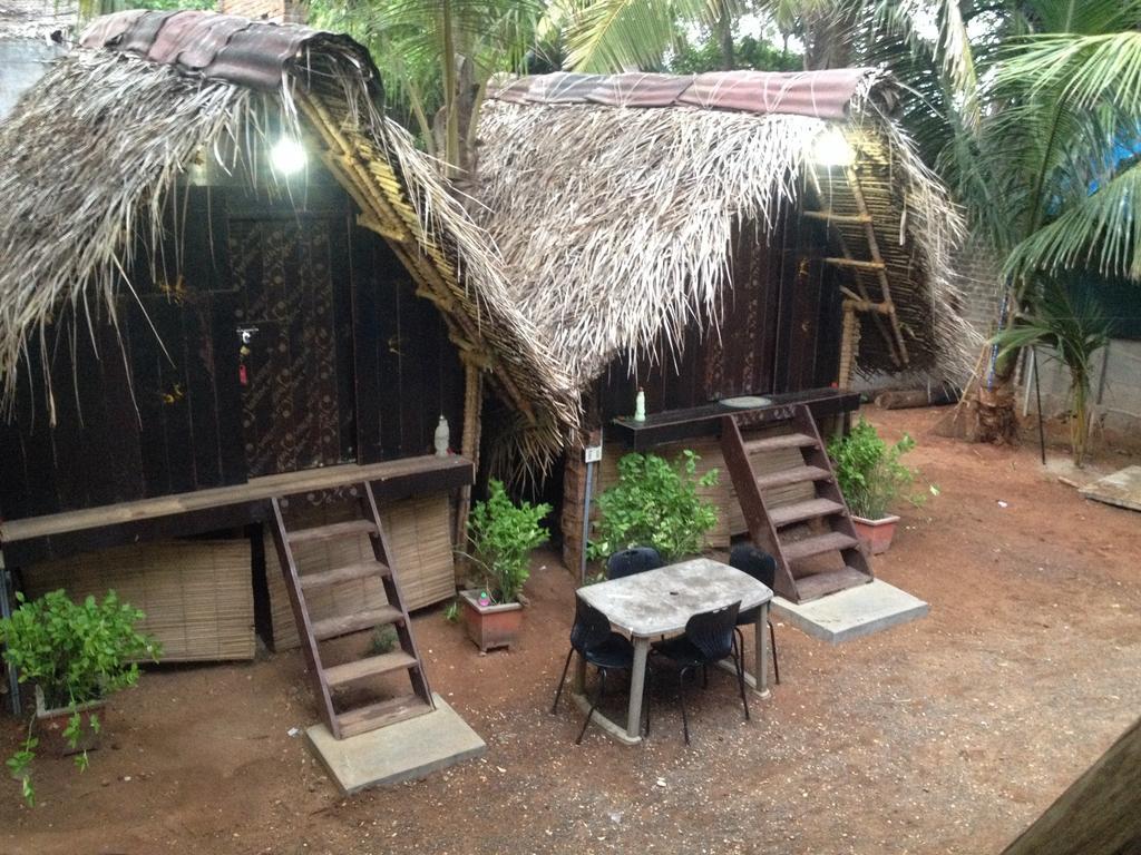 Edan Beach Cottage Pondicherry Bagian luar foto